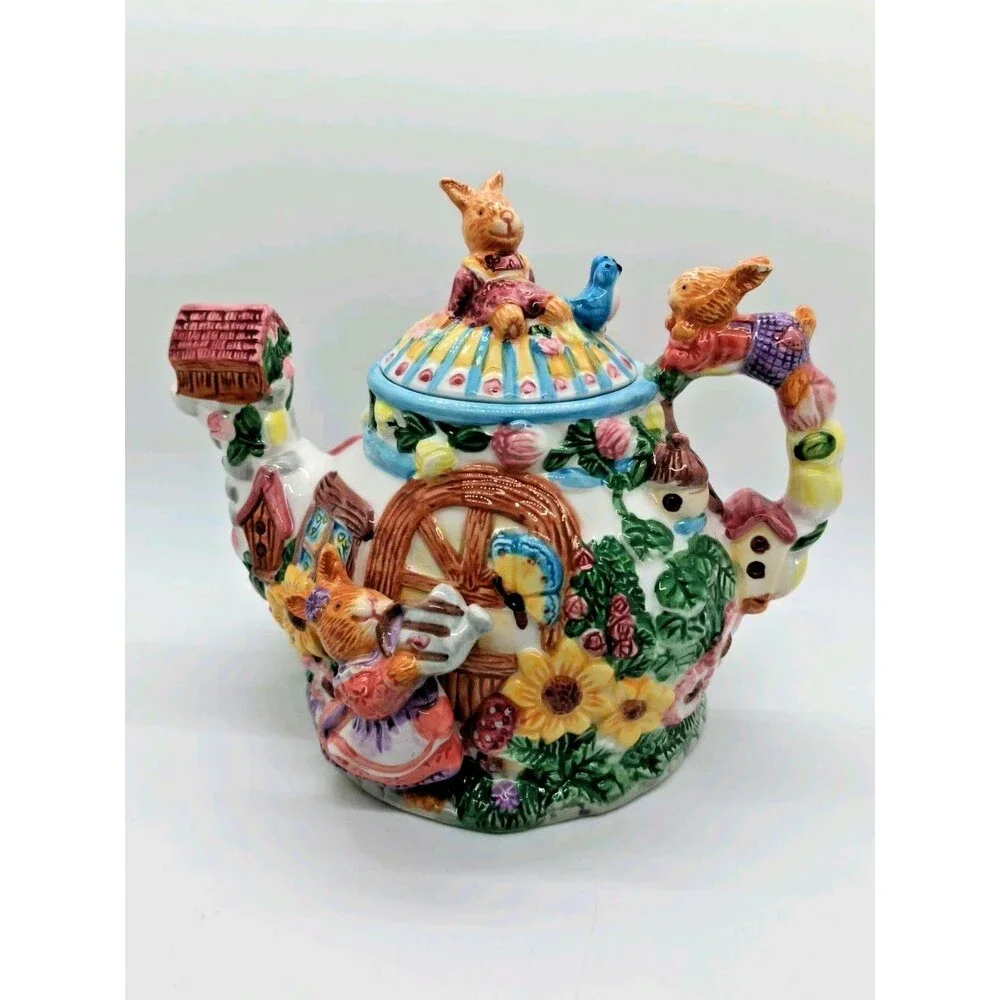 Vintage Bunny Rabbit Garden Teapot – Spring Easter – Merc Asia 1999 – Rare
